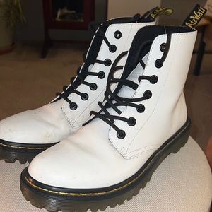 Dr Martens women sz 10